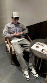 Urban Smoke Ouftit - Image 2